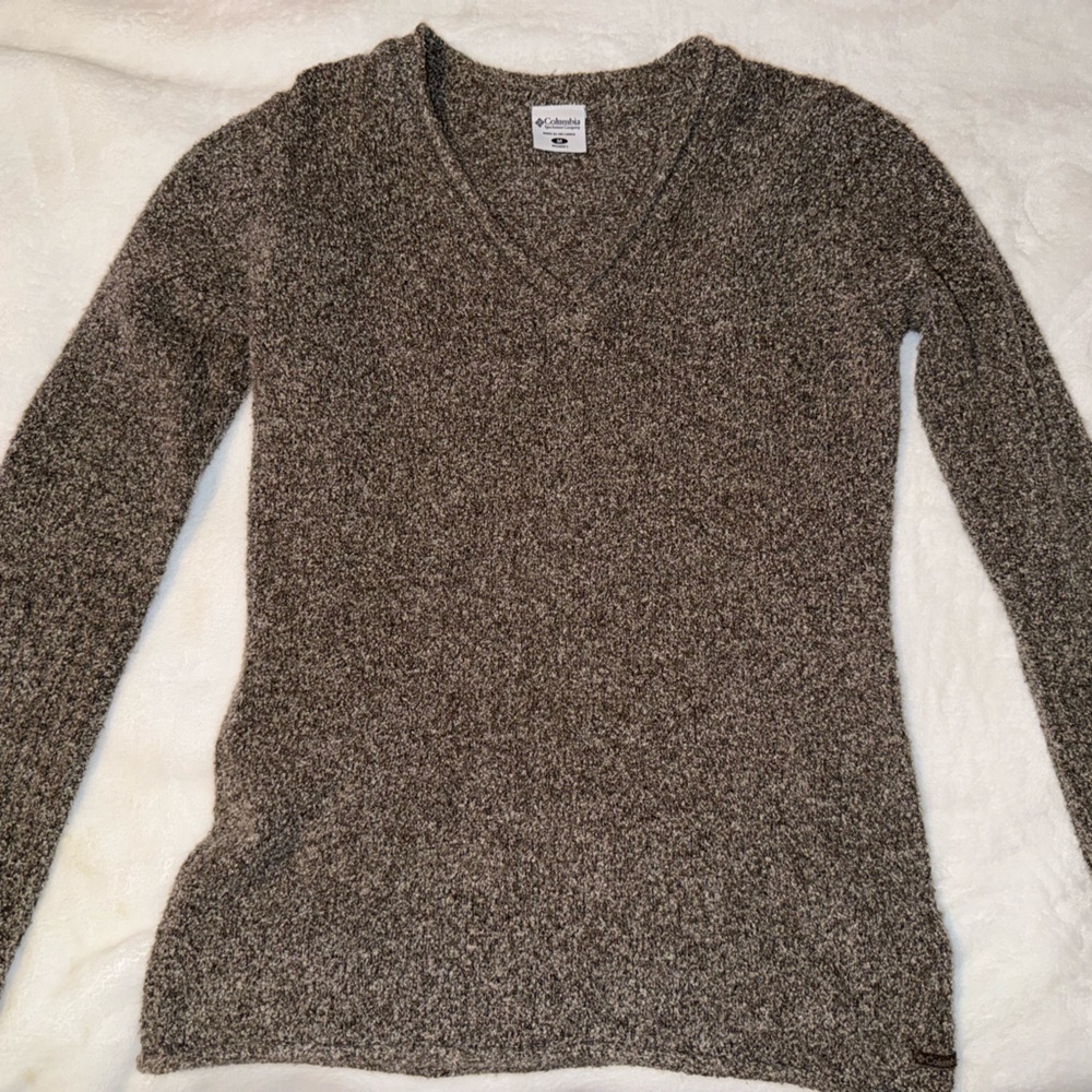 Columbia Woman’s V-Neck Sweater in Charcoal Brown